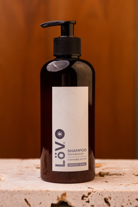 Shampoo Revitalizante con CBD